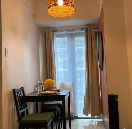 아파트 Casa Del Castillo At Fame Residences Near Megamall *