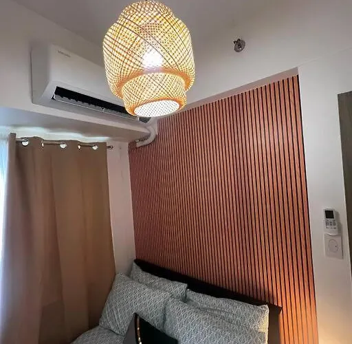 아파트 Casa Del Castillo At Fame Residences Near Megamall 마닐라